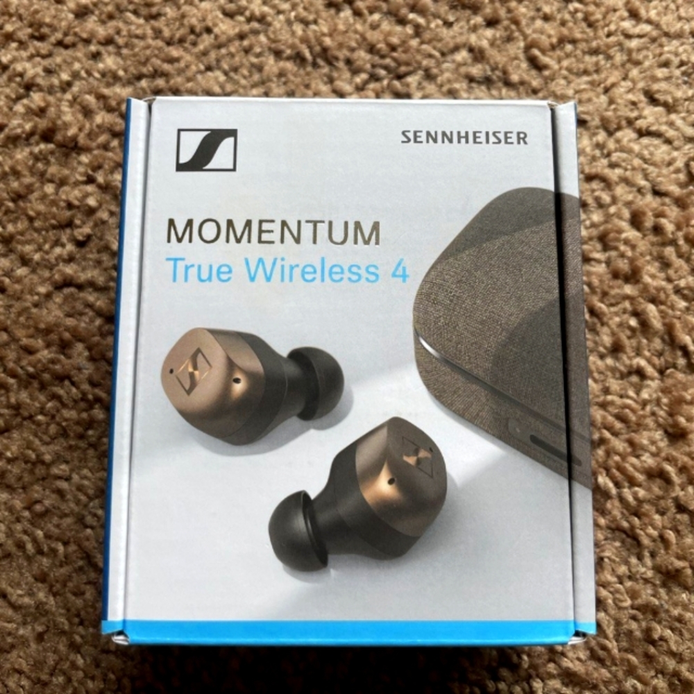 Senneiser Momentum True Wireless 4 earbuds